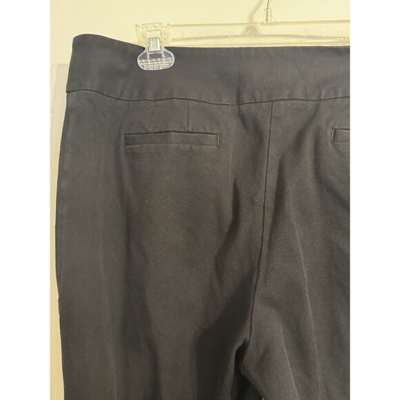 Chico's Size 2 Short Black Polyester/Rayon/Spandex Pants Capsule Office - Picture 8 of 8